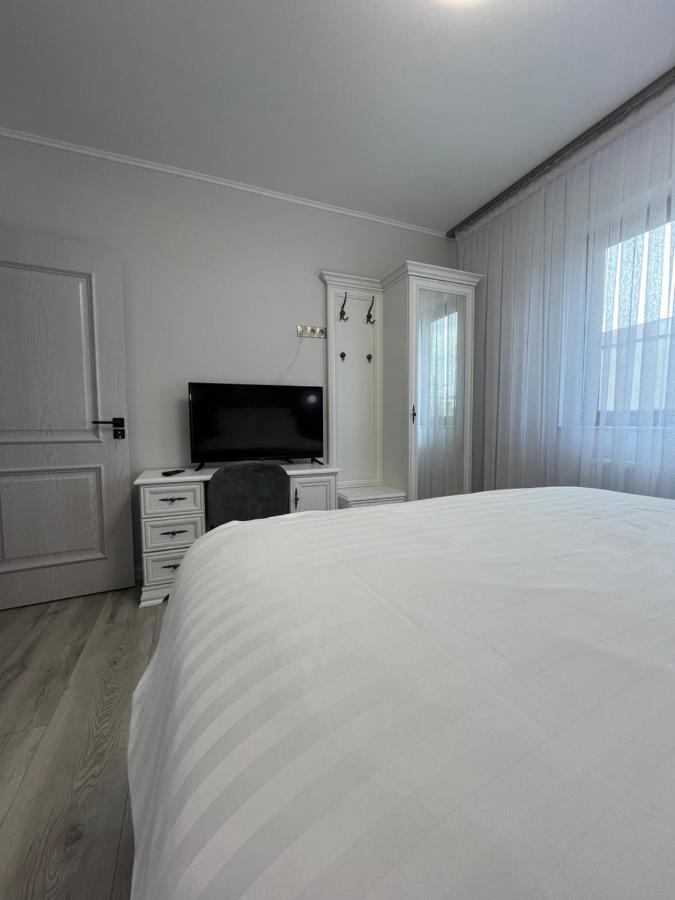 Glam Aparthotel